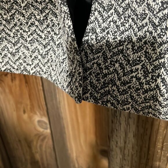 Susan Bristol skirt knit cotton blend black cream pockets 6 NWT FIRM on PRICE - Picture 4 of 7